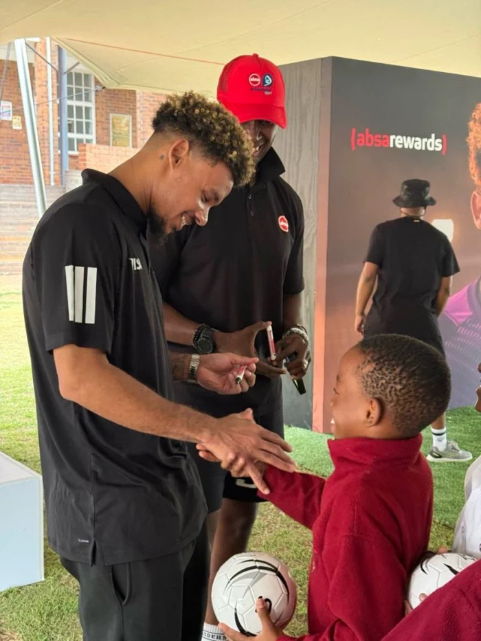Ronwen Williams meeting a young supporter